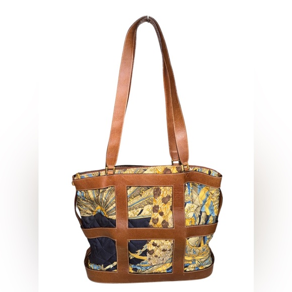 Salvatore Ferragamo Jungle / Animal Print Tote - Detachable Pouch - Picture 3 of 12